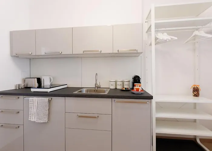 Renovated With Ac & Free Parking Vienna