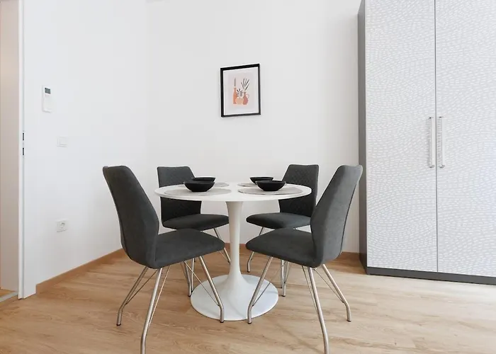 Apartment Renovated With Ac & Free Parking Vienna