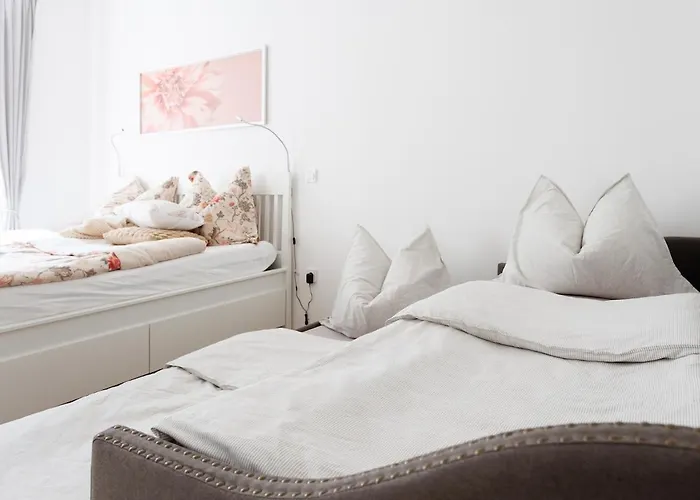 Apartment Renovated With Ac & Free Parking